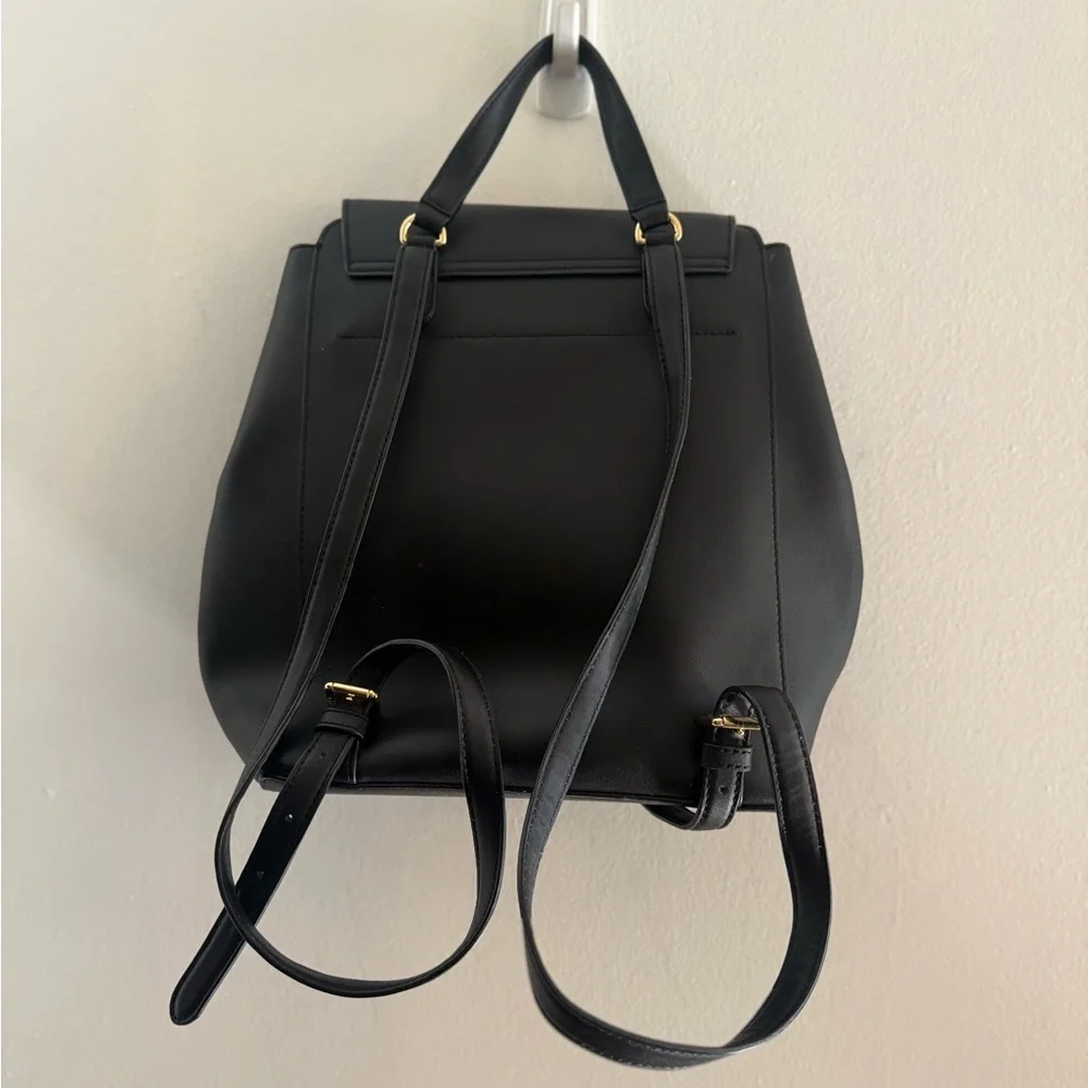 Lauren Ralph Lauren Dryden Black Leather Flap Backpack RLL Gold Logo Black NWOT